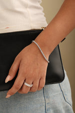 Load image into Gallery viewer, Classic Line lab grown diamonds bracelet