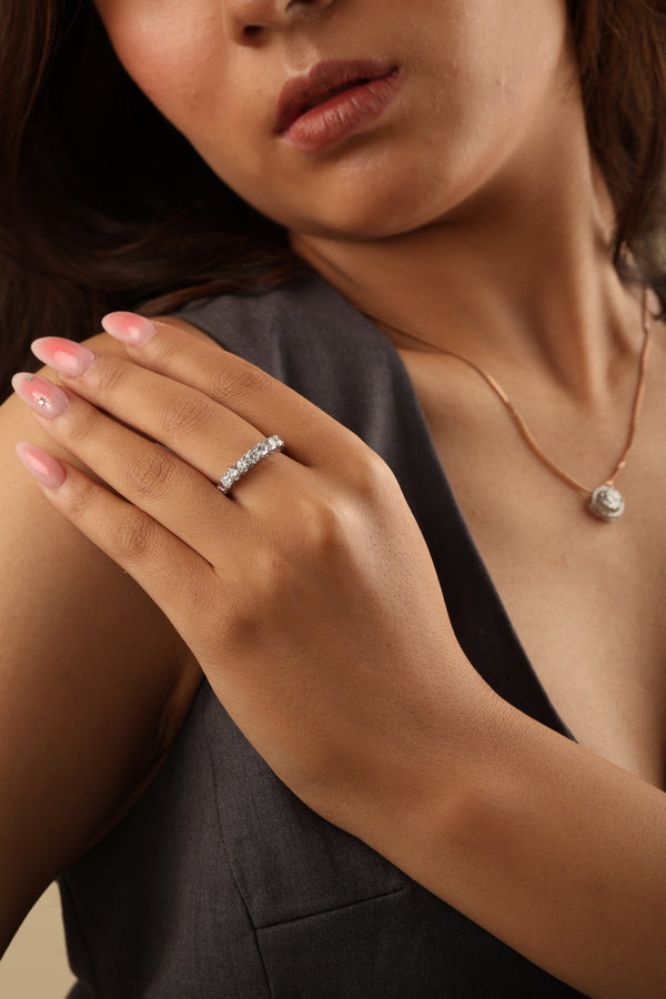 Infinte Sparkle Diamond Band